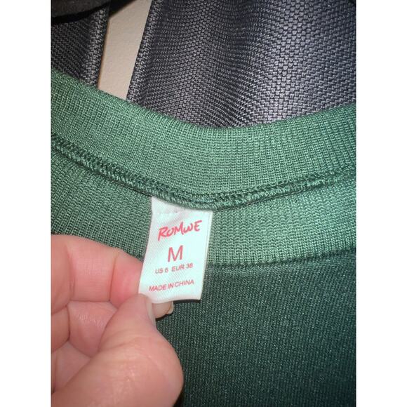 Ugly Christmas Sweater Xmas Sweatshirt Crewneck Size Medium - Picture 2 of 3